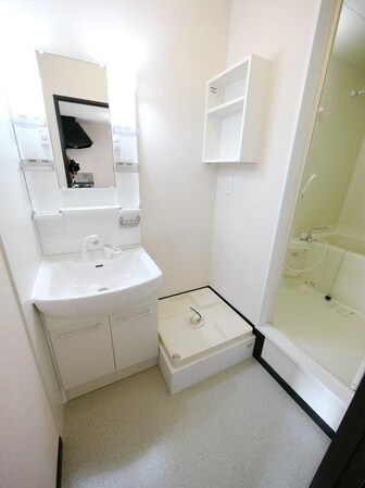 レオパレスブルームYKの物件内観写真